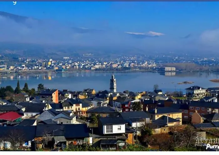 Casa Penelas Semesterbostad Petin