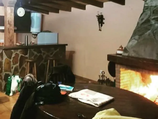 Casa Penelas Semesterbostad Petin